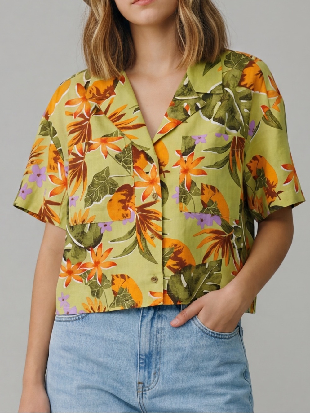 Olivia & martin Tropical Print Short-Sleeve Button-Up Top Cruisewear done